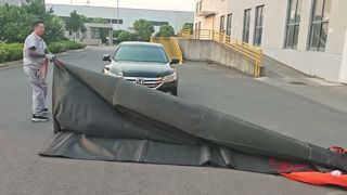 Come si usa una coperta antincendio per auto?